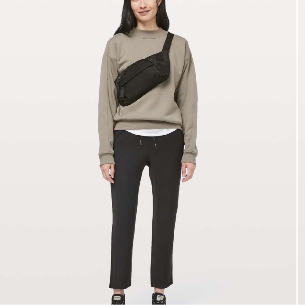 LULULEMON - On The Fly Pant